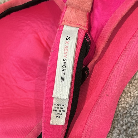 Victoria secret sports bra - Picture 3 of 3